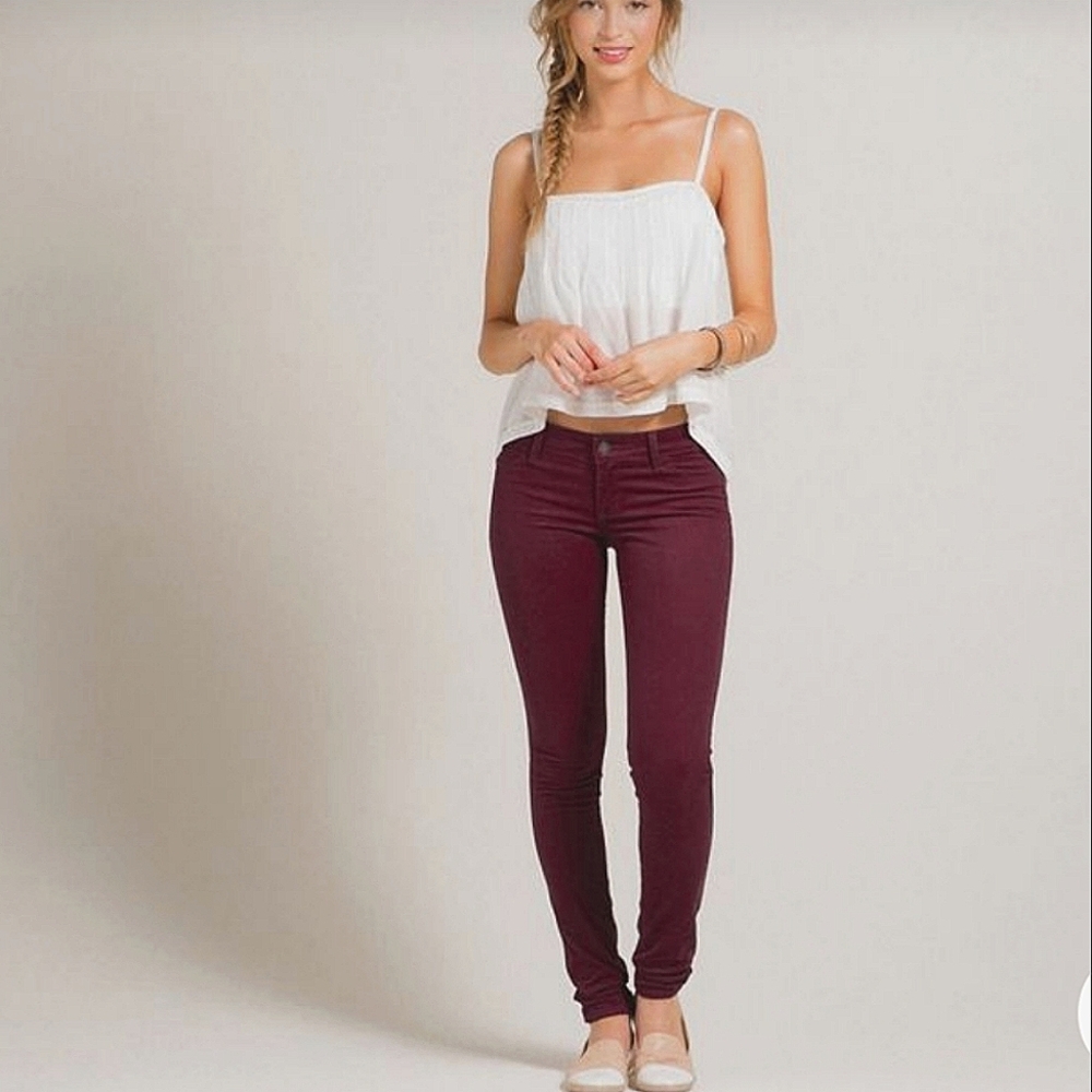 NWOT Hollister wine colored skinny jeans